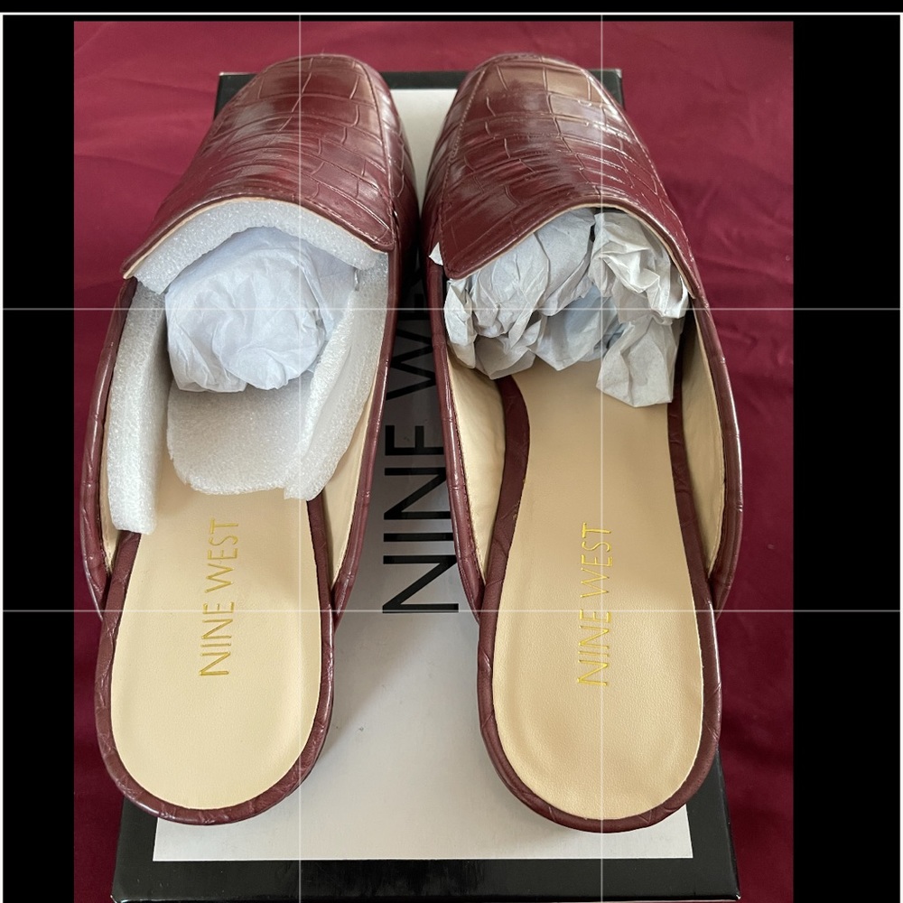 NINE WEST LOAFER MULES - Picture 2 of 4